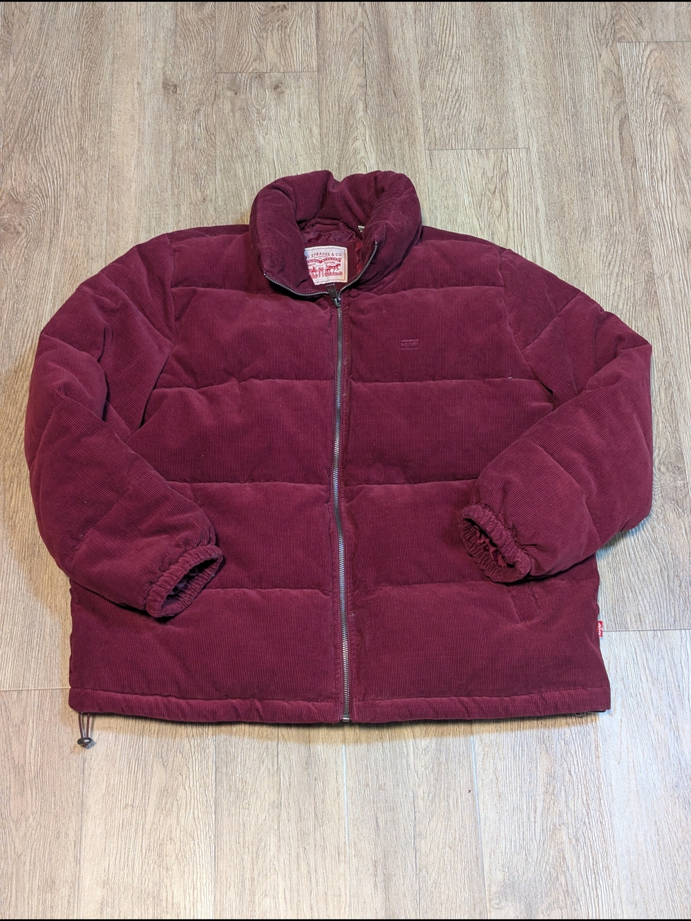Levi's Corduroy Puffer Jacket in Burgundy